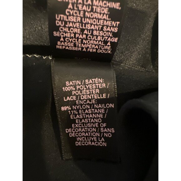 Black Lace Trim Satin Lingerie Set With Adjustable Straps - Picture 9 of 9